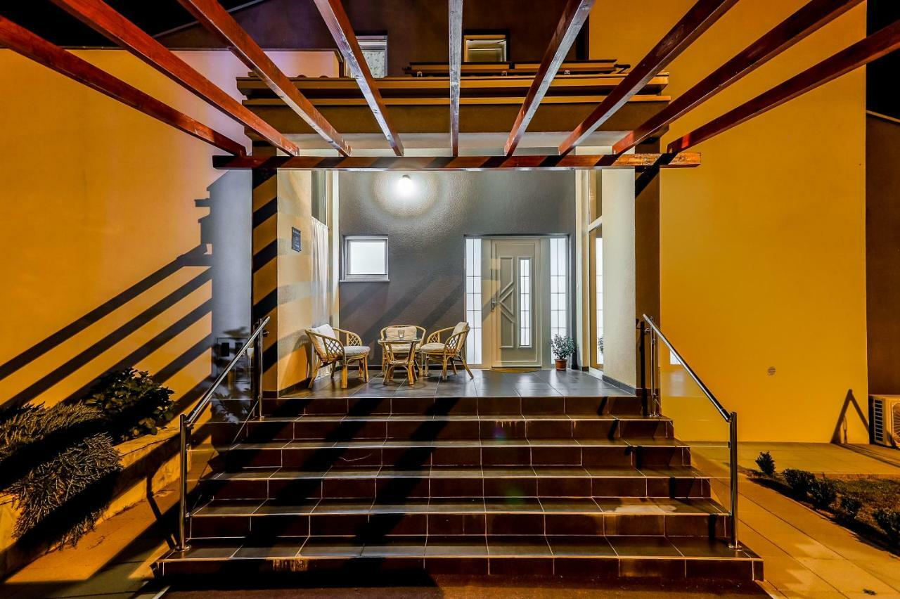 Luxury Villa Nadalina-Dicmo Дугополє Екстер'єр фото