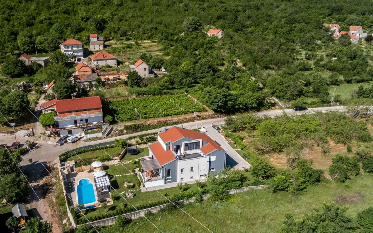 Luxury Villa Nadalina-Dicmo Дугополє Екстер'єр фото